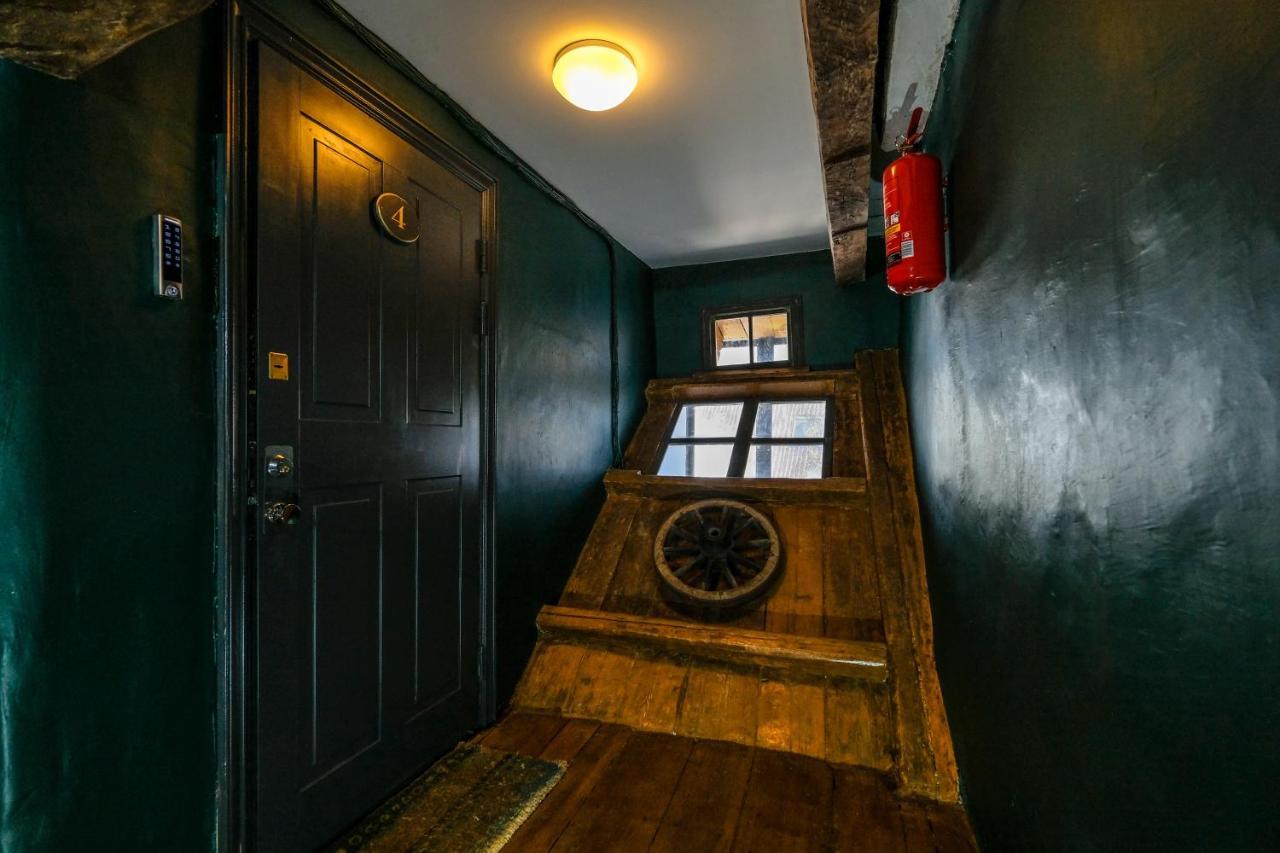 Blacksmith Old Town Apartments Tallin Exterior foto